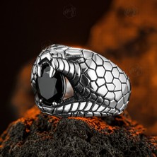 Modasilvers 925 Ayar Gümüş Kobra Yılanı Figürlü Siyah Zirkon Taşlı Erkek Yüzük
