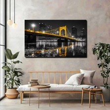 Artprinta Sarı Köprü Kanvas Tablo – Siyah Beyaz Gece Şehir Manzaralı Modern Duvar Tablosu