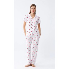 Çamaşır Kenti Moda Kadın Beyaz Kırmızı Kalpli Önden Düğmeli Pijama Takımı Beruflic