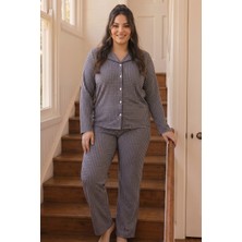 Siyah İnci Desenli Termal Kumaşlı Ultra Soft Yumuşak Büyük Beden Battal Boy Düğmeli Örme Pijama Takımı 26226509
