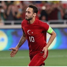 Legent Lady Türkiye Euro 2024 Hakan Çaglan Oglu 10 Numara Iç Saha Kırmızı Forması