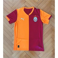 Legent Lady Galatâsarây. 2026 Iç Saha Kırmızı Yetişkin Forması 5 Yıldızlı