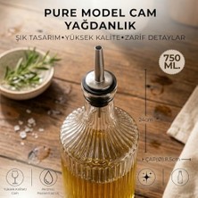 TeknoKapsül 2'li Pure Model Şeffaf Cam Yağdanlık Seti - Optikli (Çizgili) Tasarım, Paslanmaz Akıtmaz Uçlu Yağ ve Sirke Şişesi (750 ml x 2 Adet)