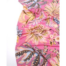 Kumaş Parça %85 Rayon %15 Elastan Ince Esnek Sandy Benzeri Jarse Koyu Pembe Üzeri Çiçek Desenli Kumaş Elbiselik & Bluzluk En: 130CM