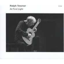 SoundBox Ralph Towner - At Fırst Lıght - 1 CD - (Plak Değil CD Dir.)