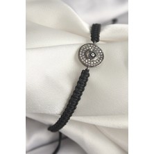 Inure Jewelry Pirinç Füme Renk Zirkon Taşlı Nazar Boncuk İşleme Makrome Asansörlü Model Kadın Bileklik