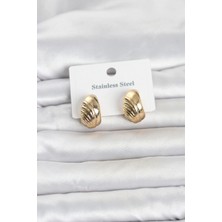 Inure Jewelry 316L Çelik Gold Renk Desenli Yarım Halka Model Kadın Küpe