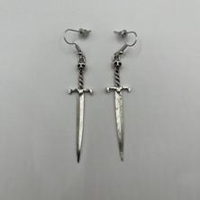 AG23 Tasarım Kılıç Kuru Kafa Detaylı Silver Gümüş Renkli Gothic Küpe