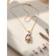 Meneva Aksesuar Vintage Tasarım Mor Zeminli Inci ve Pembe Çiçek Detaylı Gold Çelik Kolye
