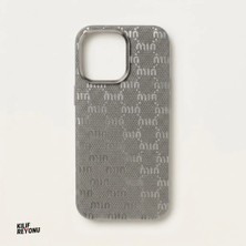 iPhone 16 Pro Max Uyumlu Italyan Stil Monogram Desenli Premium Kılıf
