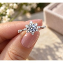Model Alyans Lab Pırlanta Lotus Yüzük 0.75 Ct