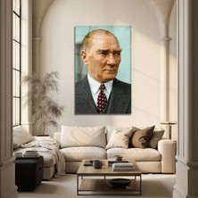 Mgi Design Atatürk Klasik Takım Elbiseli Portre Cam Tablo | Atatürk Temalı Dekoratif Duvar Tablosu, Salon, Ofis ve Çalışma Alanı Dekoru,