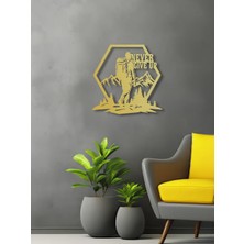Dağcı ve Never Give Up Yazılı Metal Duvar Dekoru Altın KAF1327 50 x 50 | Enova Art