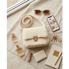 Hesc Bilişim Krem Peluş Görünümlü Kadın Omuz ve Çapraz Askılı Çanta 18X14 cm