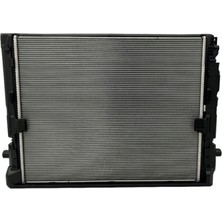 Bmw Hella Su Radyatoru 17118666748 G20 G21 G22 G23 G28 G29
