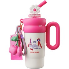Vagonlife Cocosmile 760ML Tumbler Charm Serisi Parlak Gövdeli Kaymaz Tabanlı Pipetli/pipetsiz Kullanım Büyük Kulplu Peluş Süslü Charmlı ve Silikon Pipet Süslü SUS304 Paslanmaz Çelik Termos  6 Saat Sıcak/soğuk
