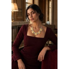 Allona Kadın Gold Gümüş Kare Plaka Detaylı Kolye KOLYE-008 & Premium Kutu