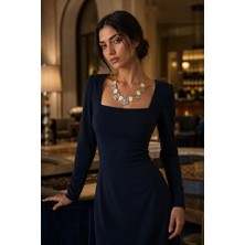 Allona Kadın Gold Gümüş Plaka Detaylı Kısa Kolye KOLYE-014 & Premium Kutu