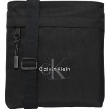 Calvin Klein Erkek Çapraz Çanta Black Ergonomik Tasarım ile Şık Görünüm Sunuyor-LV04D3178GUB1