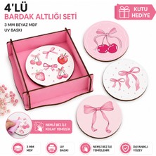 Kids Town Woodtown 4'lü Pembe Fiyonk & Kiraz Desenli Bardak Altlığı Seti – 3 mm Beyaz Mdf Uv Baskılı, Yuvarlak Dekoratif Bardak Altlığı, Pembe Ahşap Hediye Kutulu