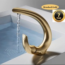 OEM Banyo Lavabo Bataryası Şelale Yeni Modern Tasarım Mat Gold Renk 7 Yıl Garantili Ithal