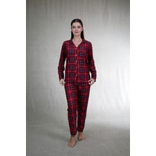 Estiva Kadın Kareli Kırmızı Önden Düğmeli Süet Pijama Takımı