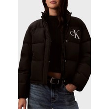 Calvin Klein Logolu Kuş Tüyü Dolgulu Dik Yaka Şişme Mont LV047H507GUB1 Kadın Mont LV047H507G Ub1