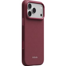 iPhone 18 Pro Kılıf M-Safe Şarj Özellikli Aramid Karbon Fiber Pitaka Argyle Serisi Summa Kapak Bordo