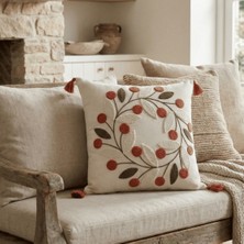 Destiva Home Çiçekli Püsküllü Pamuk Punch Nakışlı Gizli Fermuarlı Dekoratif Kırlent Kılıfı 42X42 cm