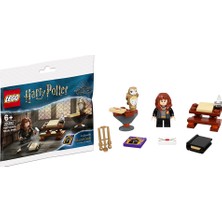 LEGO 30392 Harry Potter Hermione’nin Çalışma Masası Polybag 31 Parça Hediyelik Set