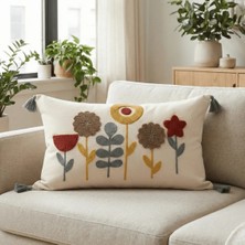 Destiva Home Renkli Çiçek Bahçesi Punch Nakışlı Dekoratif Püsküllü Gizli Fermuarlı Pamuk Kırlent Kılıfı 35X55 cm