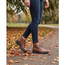 Futsi Shoes Aspen Taba Hakiki Deri Bağcıklı Kısa Günlük Kadın Bot