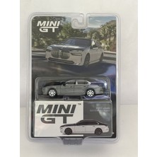 Mını Gt Bmw I7 XDRİVE60 Alpine White Black Sapphire