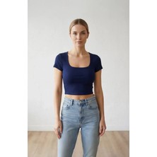 Lux Store Kadın Lacivert Yarım Kol Düz Yaka Crop Top Bluz – Şık, Rahat Kolay Kombinlenebilir