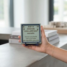 Miaju Kahve Köşesine Yakışan "bir Fincan Kahve Bin Derde Devadır" Yazılı Yuvarlak Masa Süsü, Fincan Detaylı Dekoratif Obje 10X10 cm