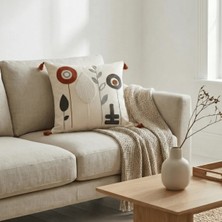 Destiva Home Renkli Modern Çiçekler Punch Nakışlı Dekorarif Püsküllü Gizli Fermuarlı Pamuk Kırlent Kılıfı 42X42 cm