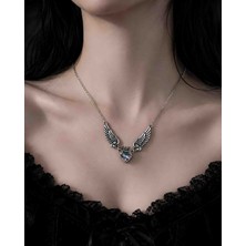 Kiraz Çiçeği Jewelry Kore Tarzı Yansımalı Gotik Kalpli Kolye