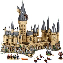LEGO Harry Potter Hogwarts Şatosu 71043 - Sergilenebilir, Koleksiyonluk Yapım Seti (6020 Parça)