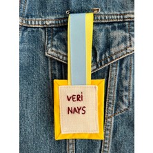 Ziv El Yapımı Veri Nays Yazılı Sarı Kumaş Broş ve Rozet