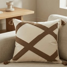 Destiva Home Renli Çapraz Çizgi Punch Nakışlı Püsküllü Gizli Fermuarlı Pamuk Kırlent Kılıfı 42X42 cm
