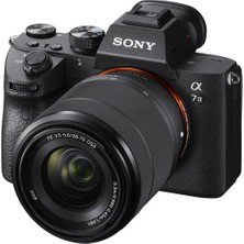 Sony A7 III 24.2 MP Full Frame Aynasız Fotoğraf Makinesi 28-70 mm OSS Lens ile Siyah