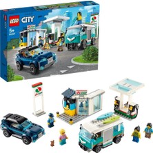 LEGO® City 60257 Servis İstasyonu 354 Parça Kız Çocuk ve Erkek Çocuk İçin Eğlenceli Hediye