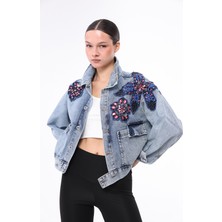 İnci Türkay Kadın Tasarım Denim Ceket Taş Boncuk Payet Işleme Detaylı Mavi Oversize Kalıp Bomber Montkadın Tasarım Denim Ceket Taş Boncuk Payet Işleme Detaylı Mavi Oversize Kalıp Bomber Mont