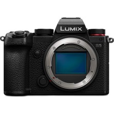 Panasonic Lumıx DC-S5E-K S5 OLED Canlı Eğilebilir Vizörlü Tam Kare Kompakt 4K Aynasız Kamera (Yalnızca Gövde)
