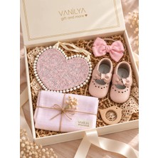 Vanilya Gift Kız Bebek Hediye Seti Yenidoğan Bebek Hediye Kutusu