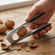 Deconox Paslanmaz Çelik Ceviz Kıracağı, Fındık ve Badem Için Metal Kabuk Kırma Aparatı, Ergonomik Siyah Tutma Saplı, Kaymaz Kavrama Destekli Mutfak Kıracağı