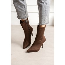 Dabab Shoes Marya Kadın Acı Kahve Streç Lüks Süet Sivri Burun Sıcak Astarlı Fermuarlı 7 cm Ince Topuklu Bot Bootie