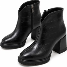 Patron Shoes Kadın Kroko Desenli Blok Topuklu Bot – Şık ve Modern Bilek Bot