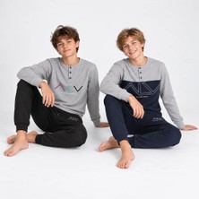 Bonbon Genç Erkek Pamuklu Yakası Düğmeli Cepli Hediyelik 2 Adet 2'li Alt Üst Pijama Takımı (AL009 V1,AL008 V2) BB2487