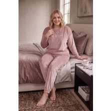 Seboteks Yumuşak Dokulu Kadife Kumaş Uzun Kollu Büyük Beden Kadın Pijama Takımı 2500